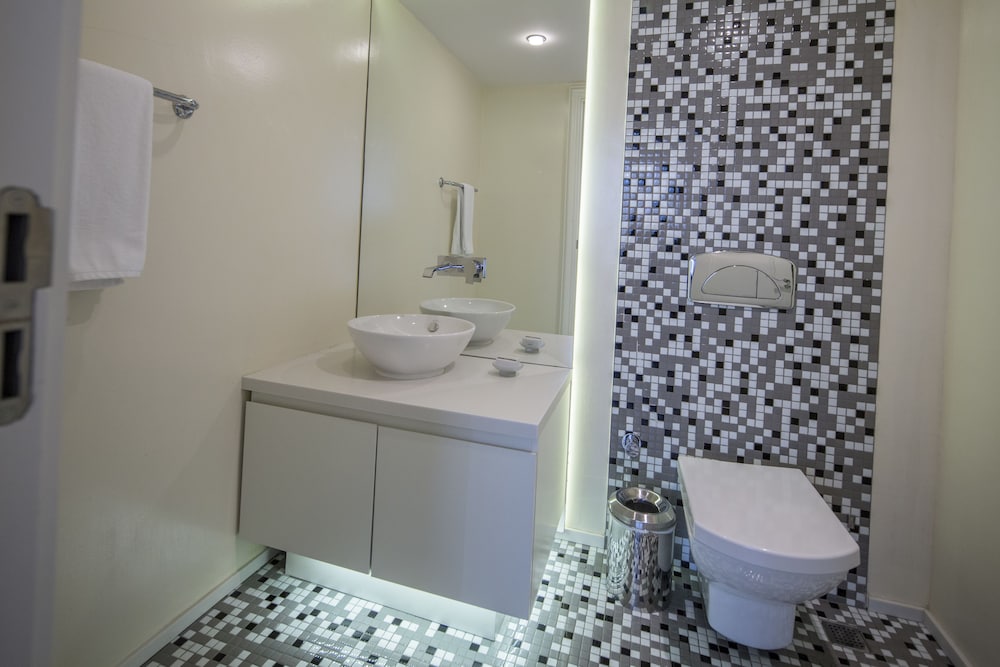Duplex Superior Suite with Balcony photo 3