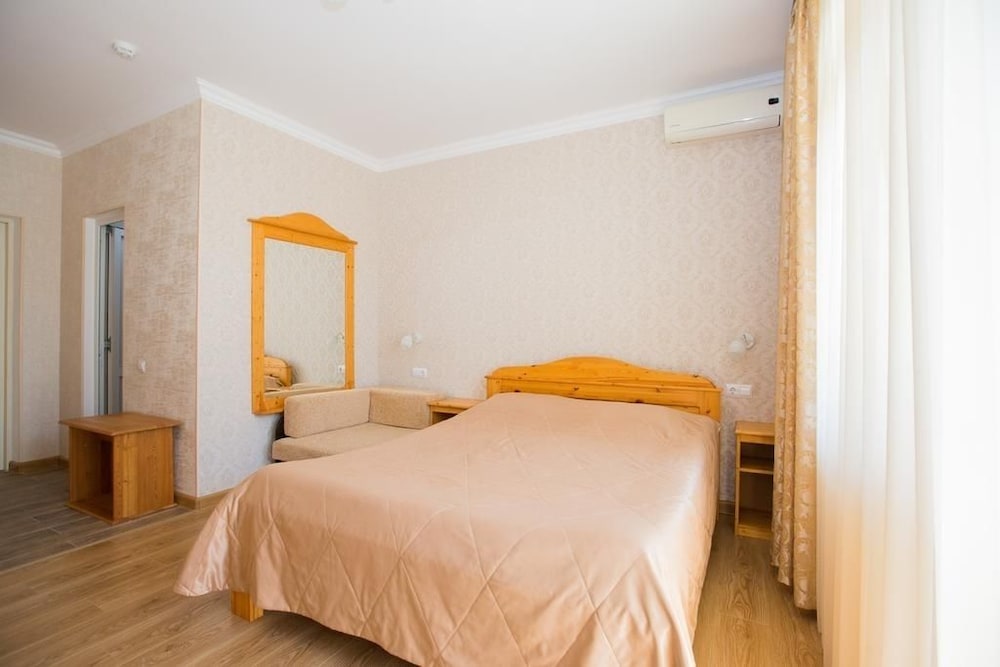 Standard Triple Room photo 3