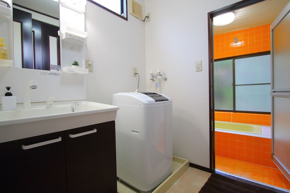 Private Vacation Home - Photo 9