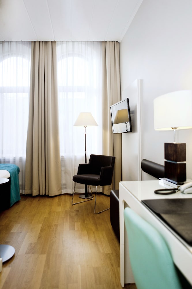 Standard Room (bed 140 cm) photo 3
