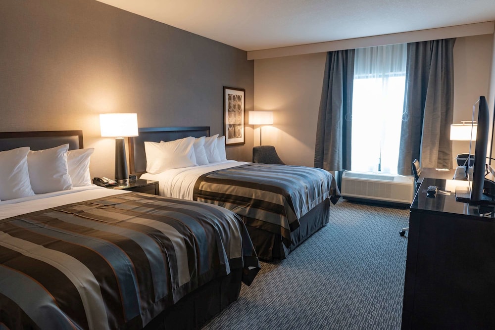 Luxury Room, 2 Queen Beds, Non Smoking - Photo 1