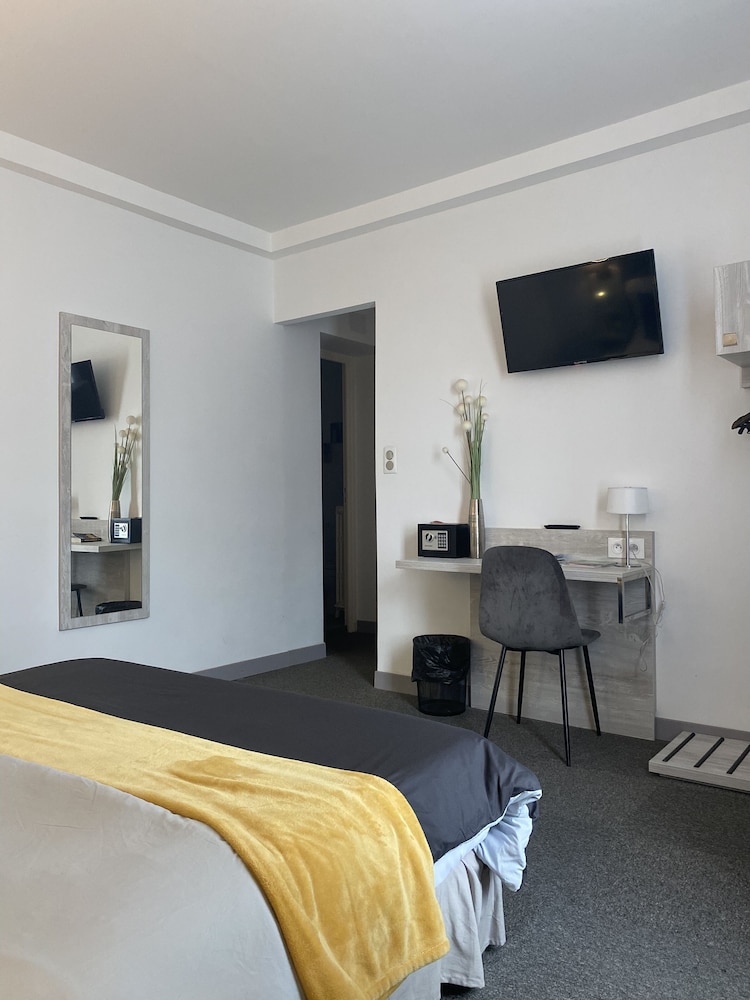 Superior Room - Photo 15