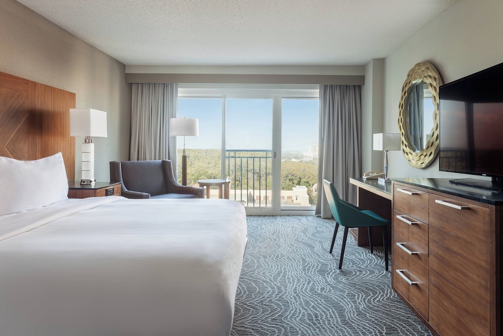 Room, 1 King Bed, Resort View - Photo 1