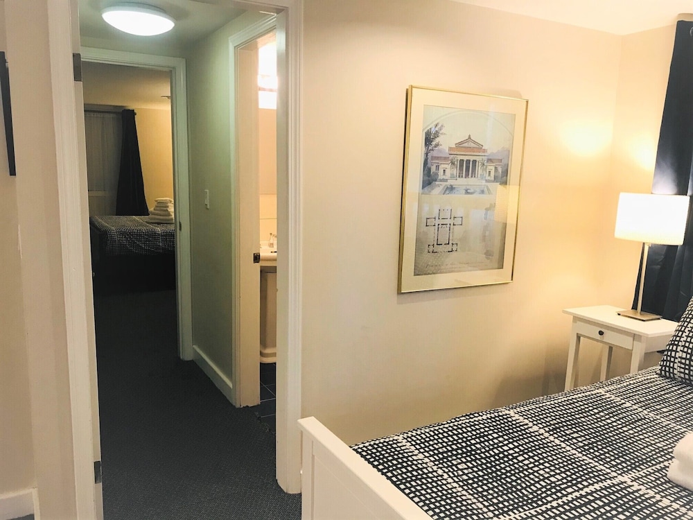 Classic Suite, 2 Bedrooms photo 2