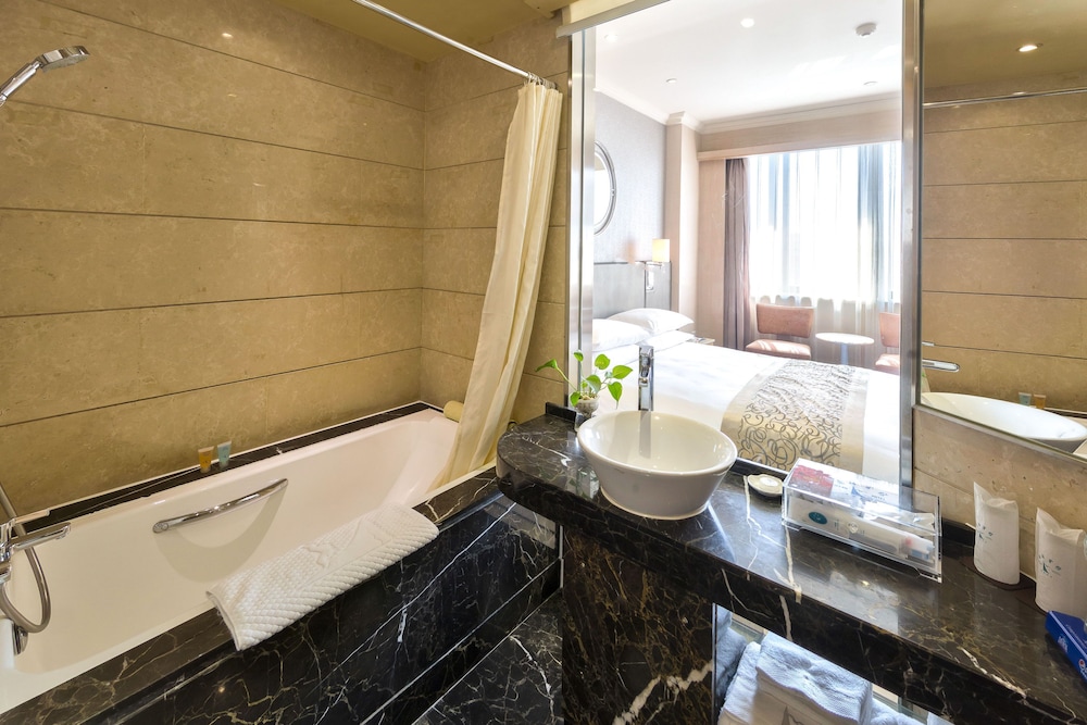 Business Double Room - Photo 4