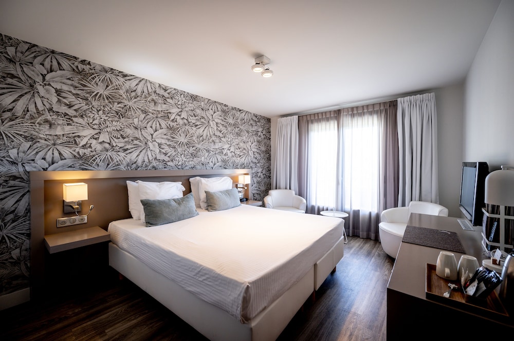 Double Room, Balcony