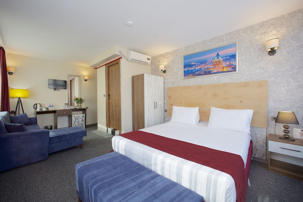 Deluxe Double Room, Corner photo 2