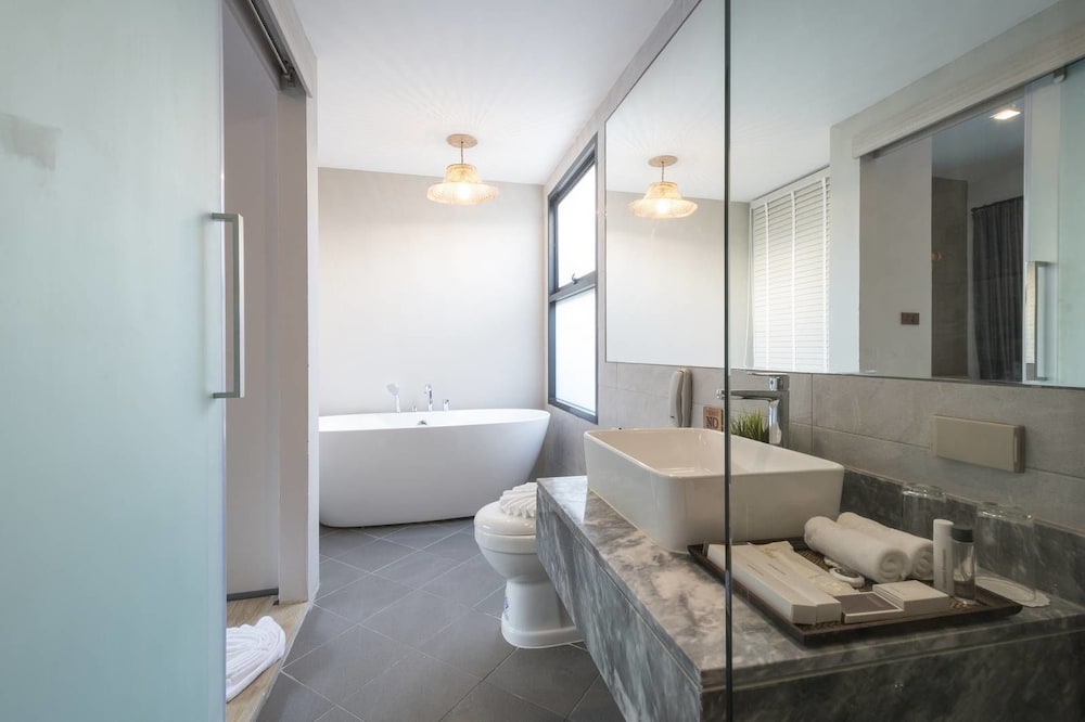 Standard Villa, Multiple Bedrooms, Private Bathroom, Pool View photo 3