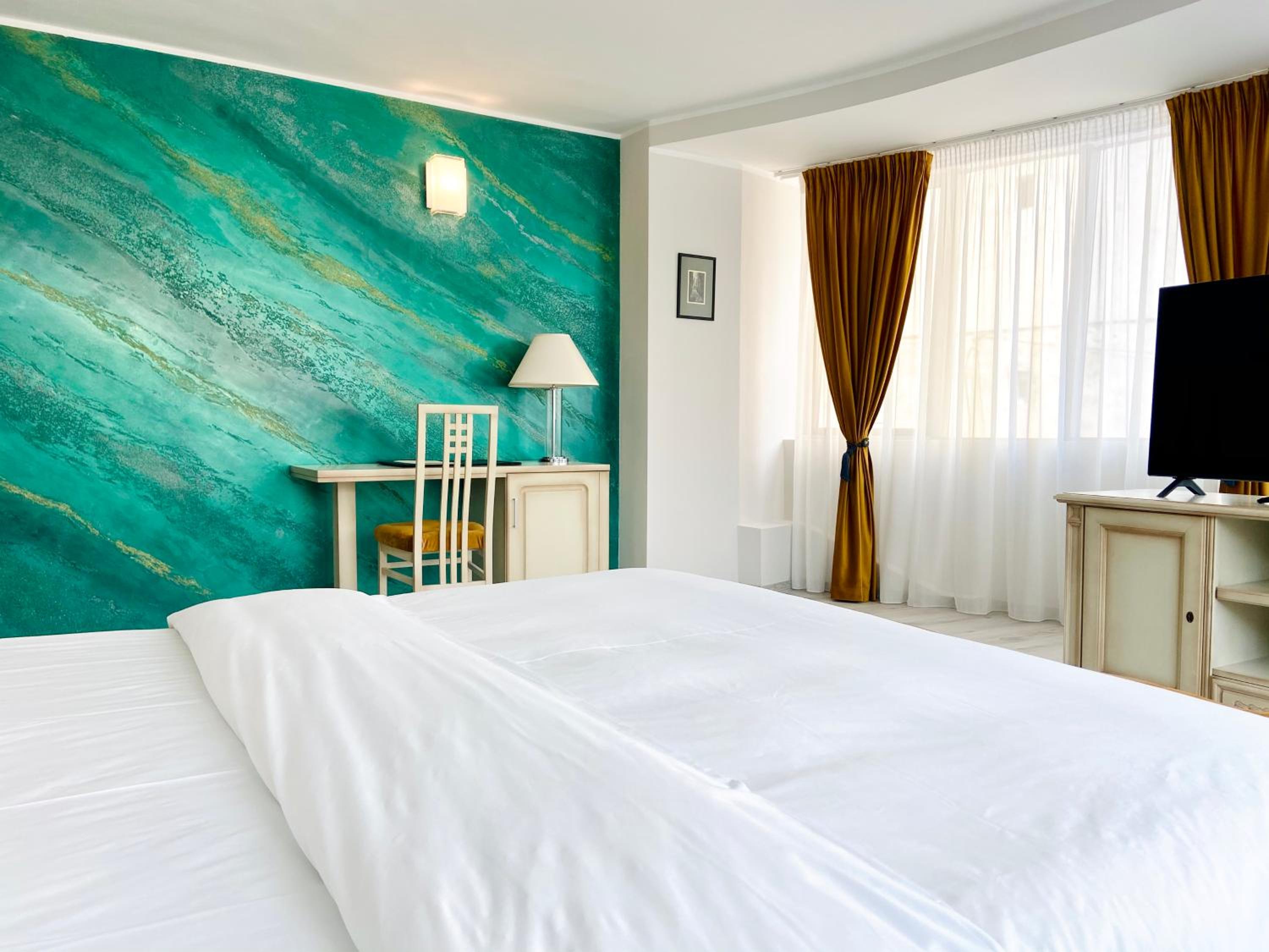 Executive Double Room - Photo 5