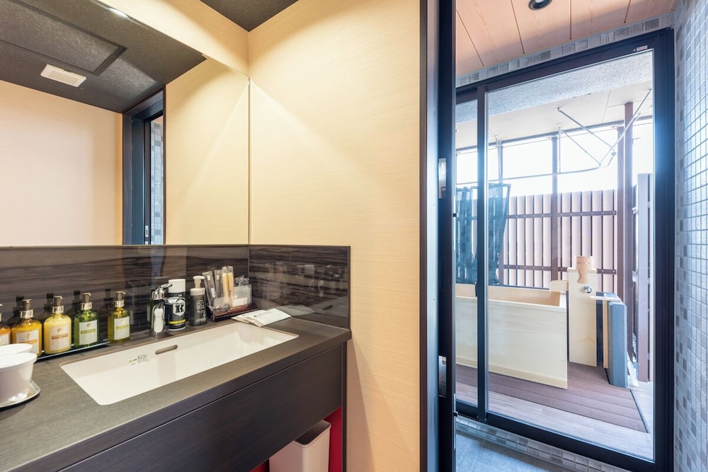[Design Suite] 50m² + Private Terrace 13m², Open-air Bath Made Of Cypress - Photo 3