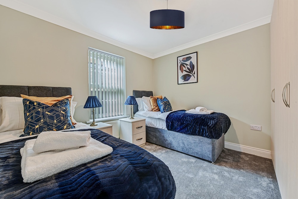 Basic Apartment photo 2