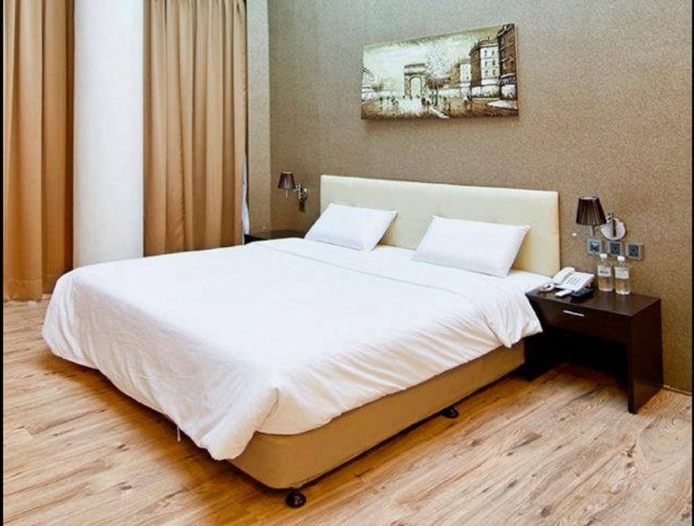 Premier Suite