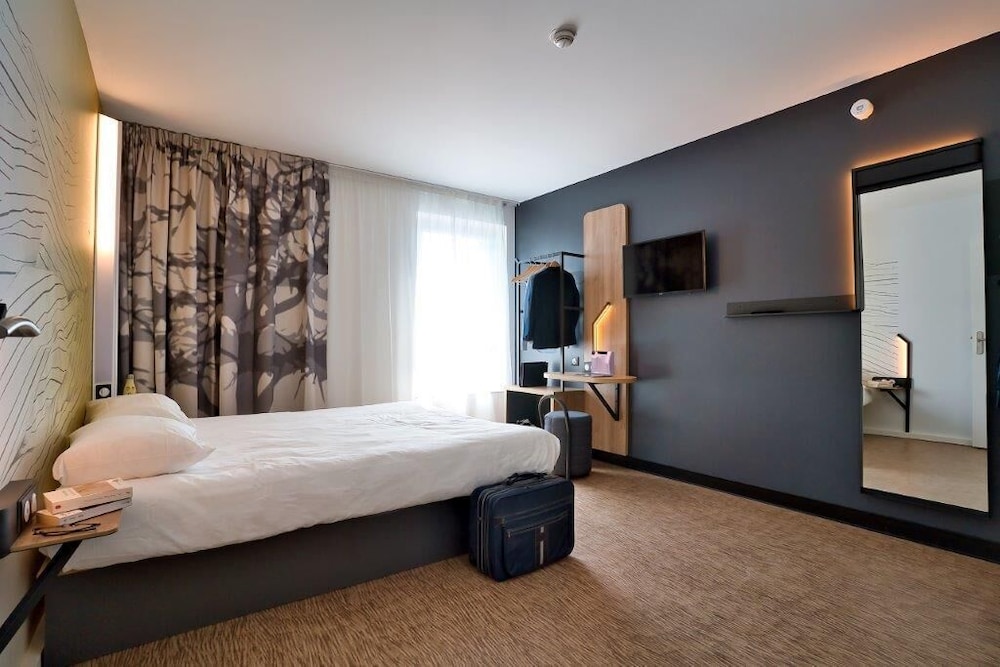 Double Room - Photo 16