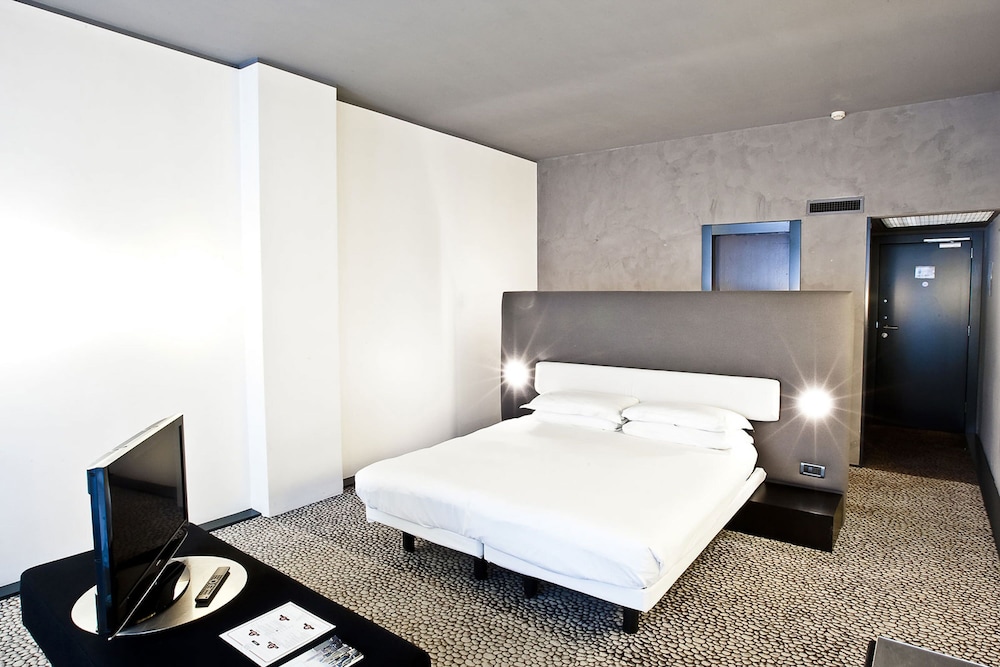 Superior Double Room, 1 Double Bed, Balcony photo 3