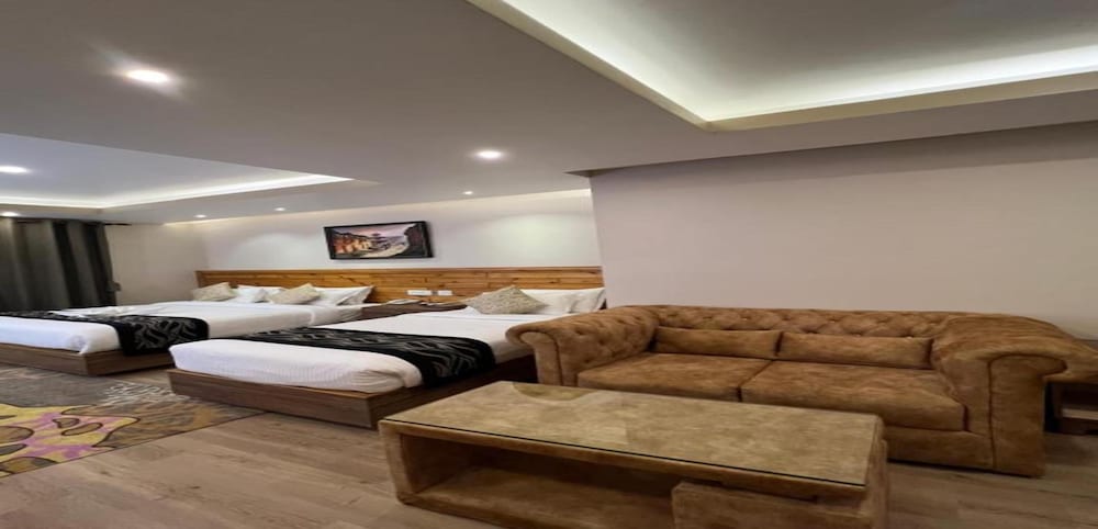 Premium Room