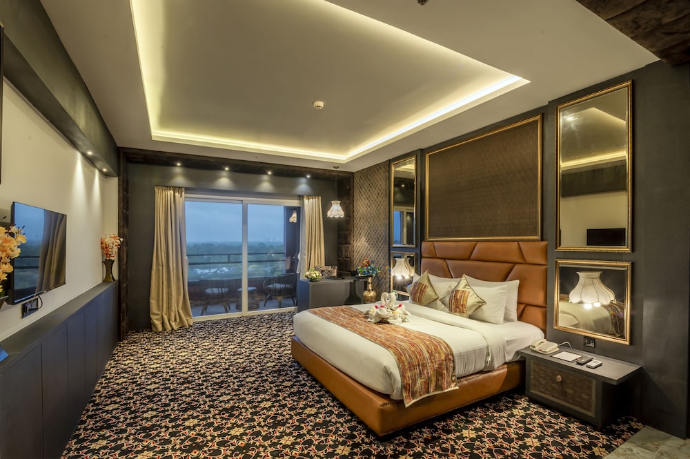 Infinity Suite