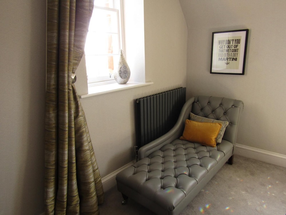 Honeymoon Apartment photo 2