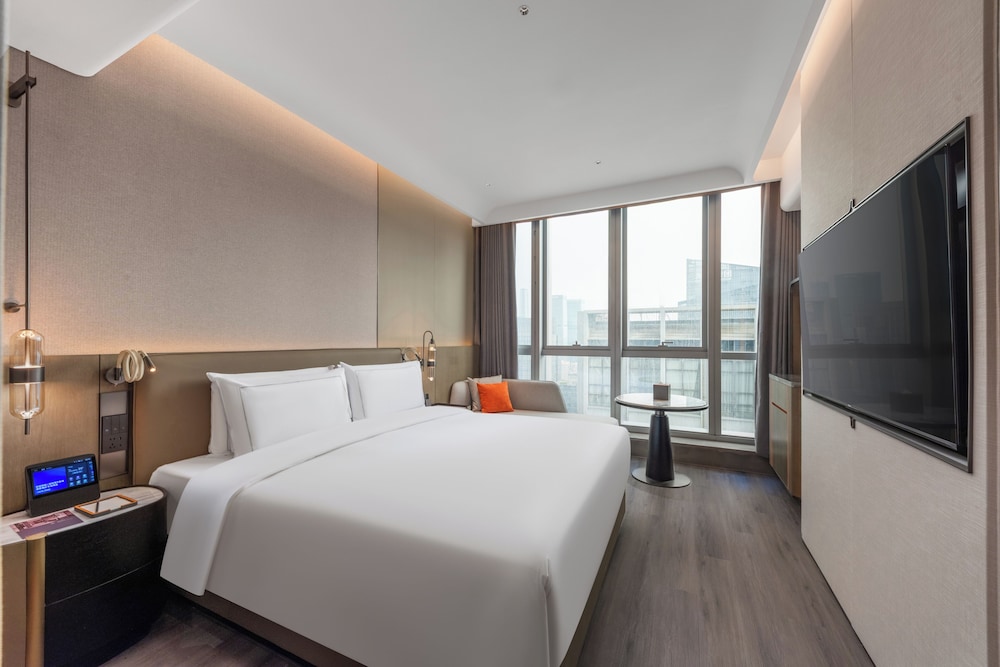 Luxury Double Room, City View