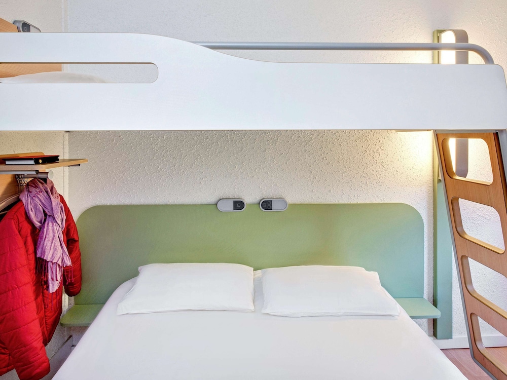 Triple Room, Multiple Beds photo 2