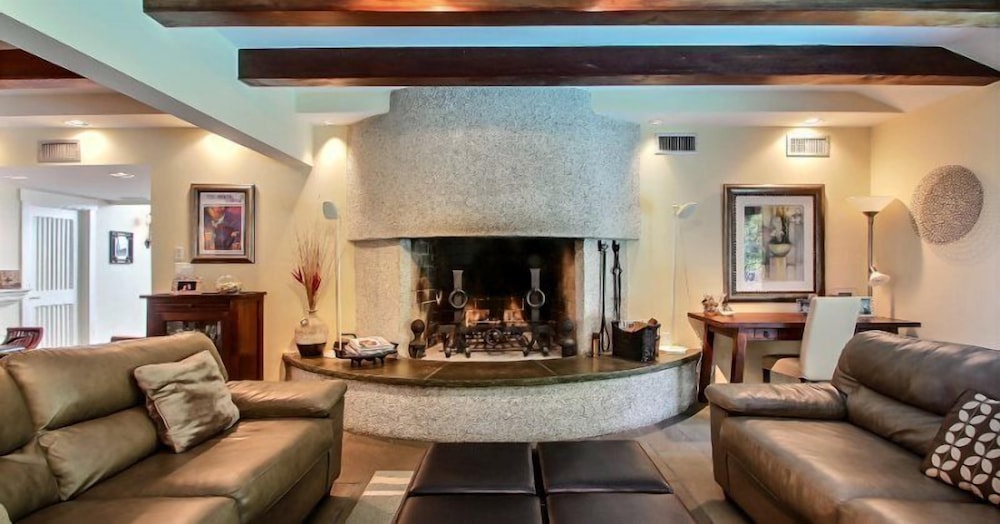 House photo 2