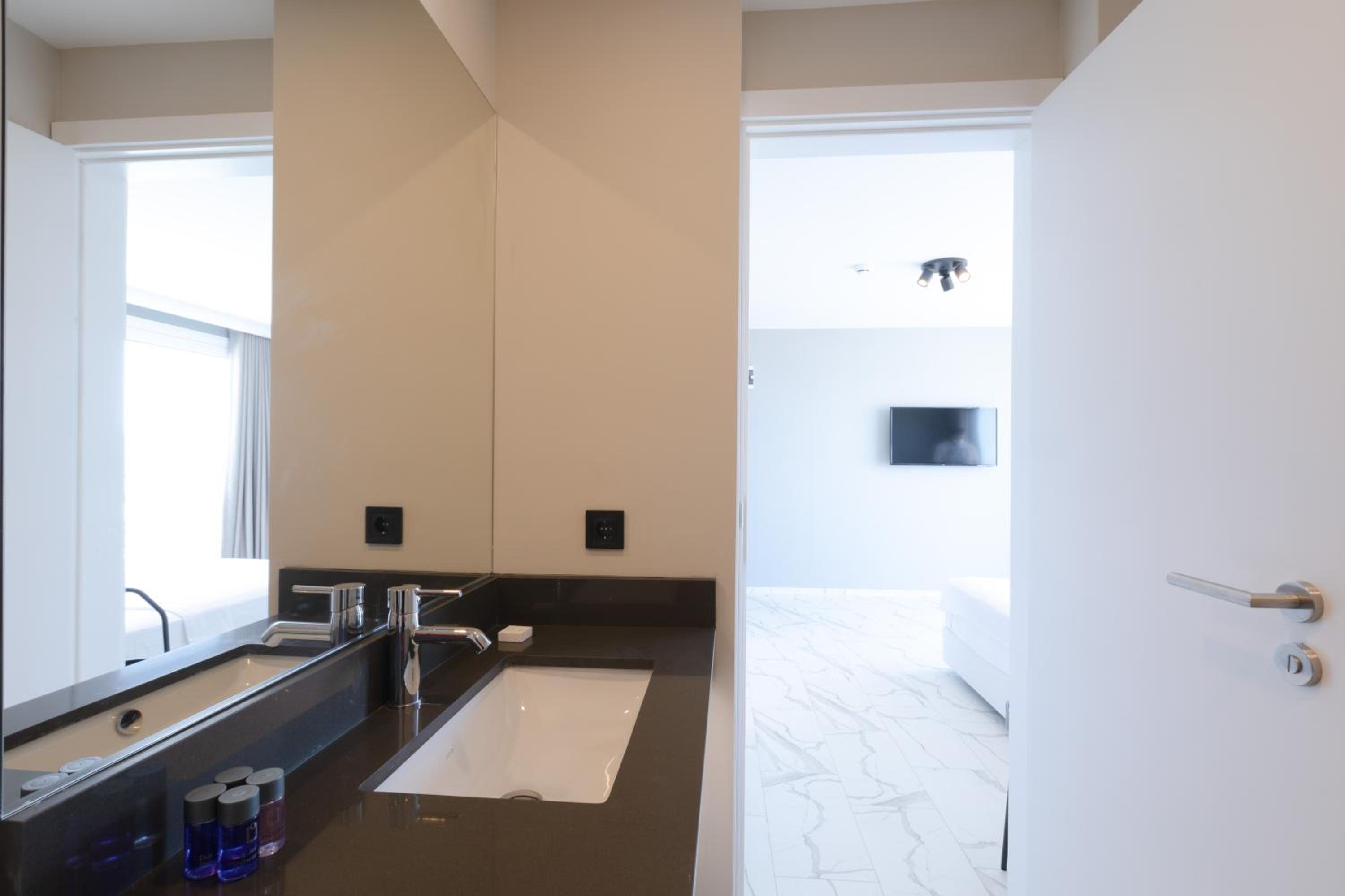 Superior Double Room - Photo 7