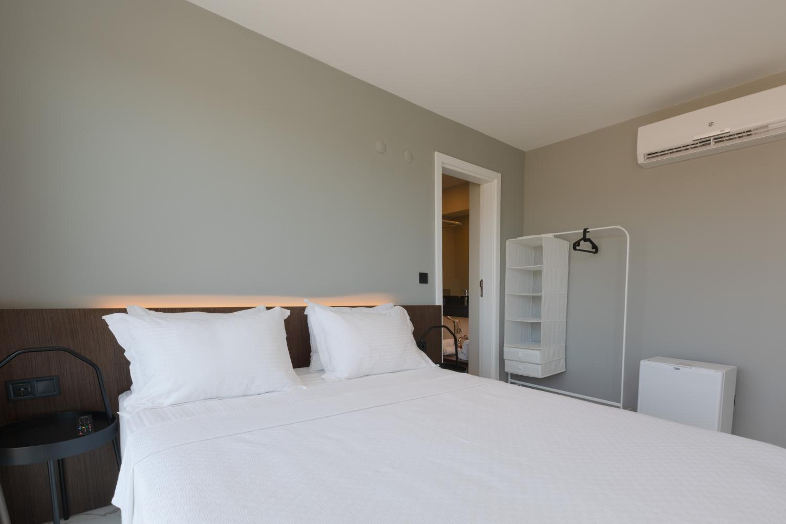 Superior Double Room - Photo 8