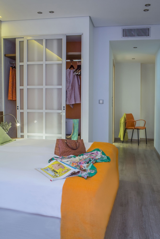 Premium Triple Room - Photo 3