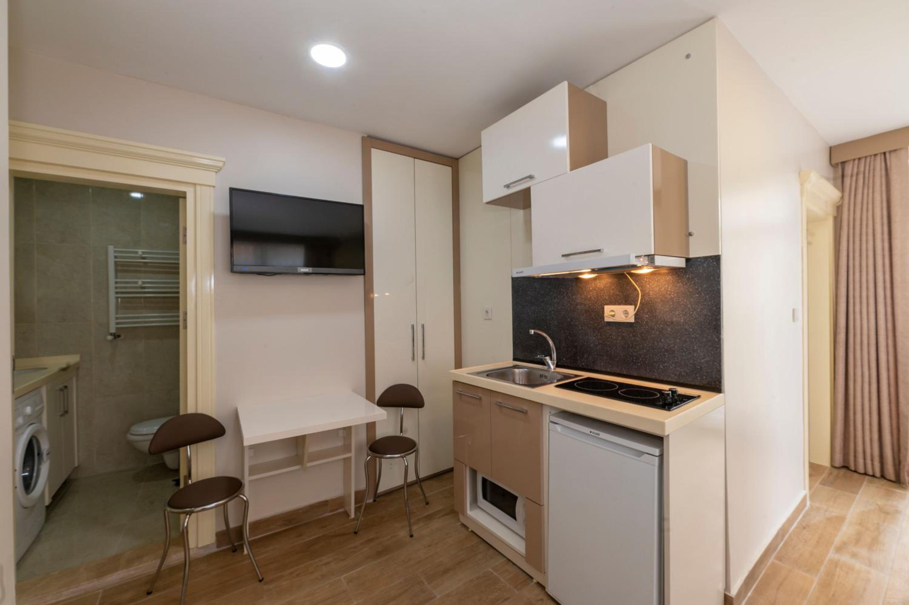 King Suite photo 2