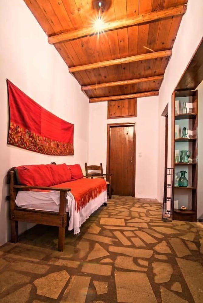 House, 1 Bedroom photo 3