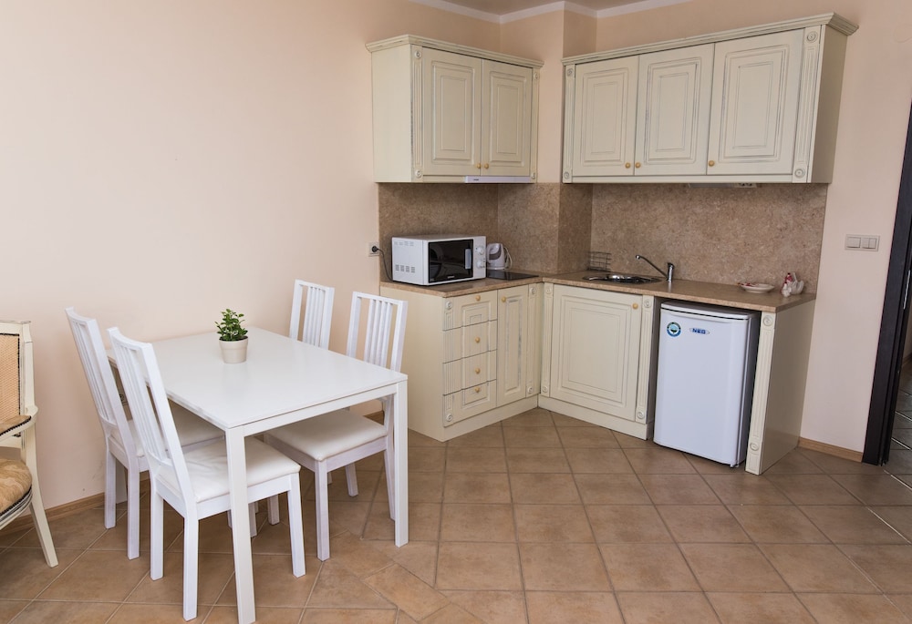 Deluxe Apartment, 2 Bedrooms, Sea View photo 2