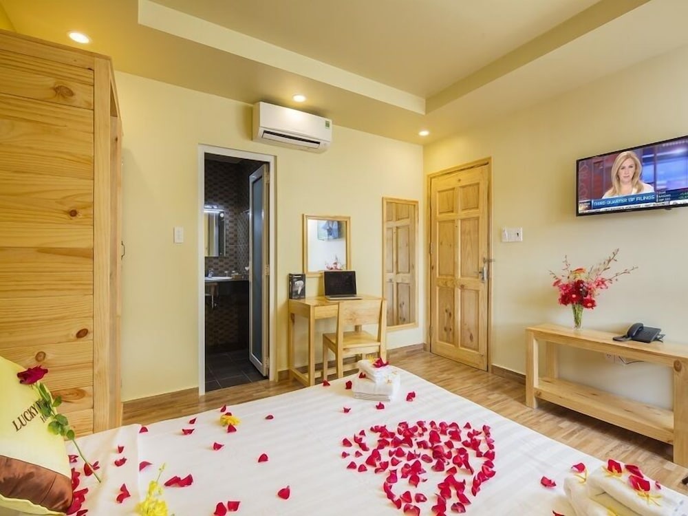 Deluxe Double Room, City View photo 2