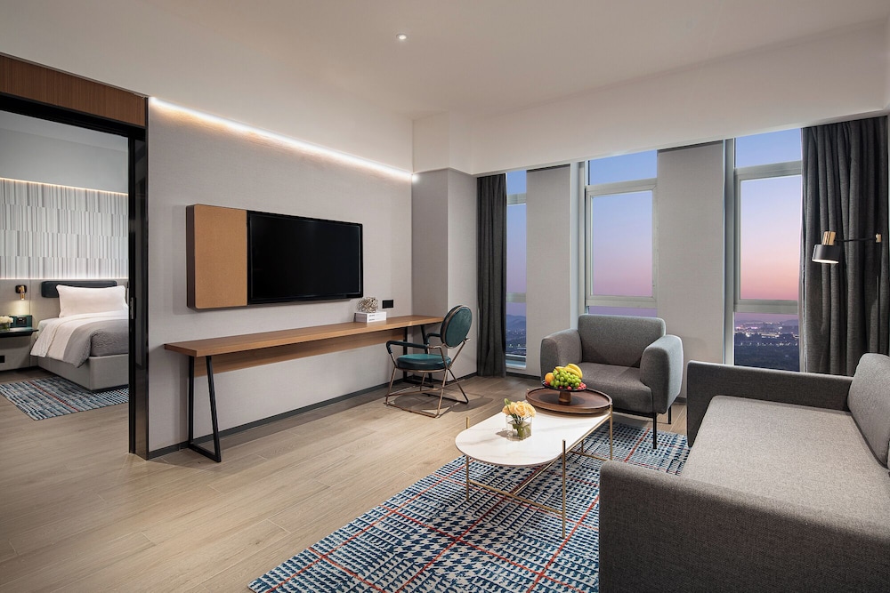 Executive Studio Suite