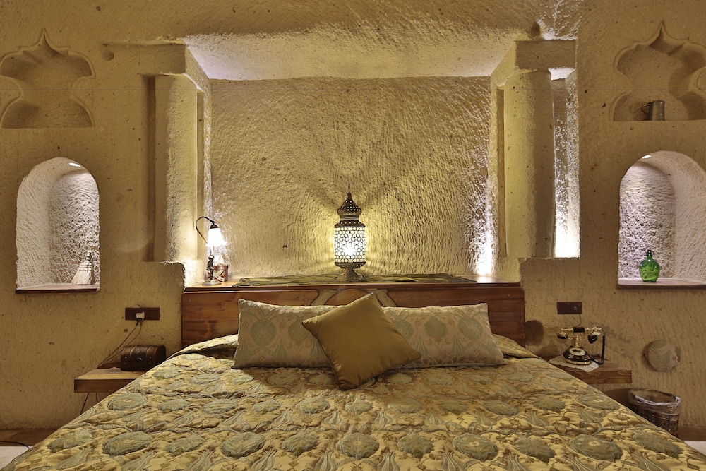 Superior Suite (Cave) photo 1