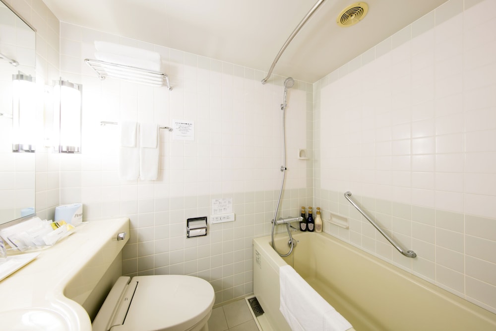 Superior Triple Room, Non Smoking - Photo 4