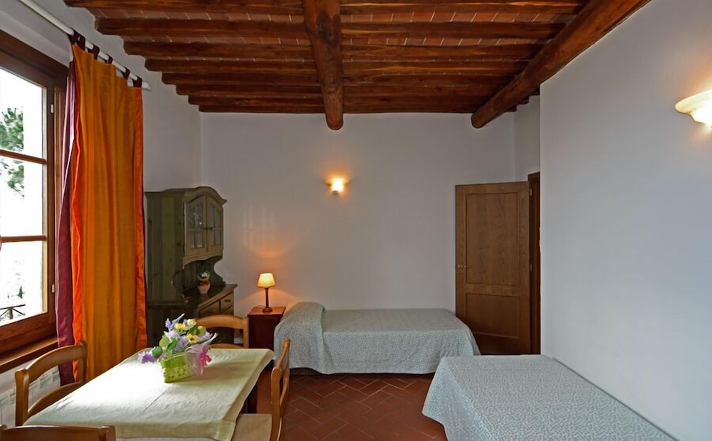 Apartment, 1 Bedroom (and 2 single beds) photo 3