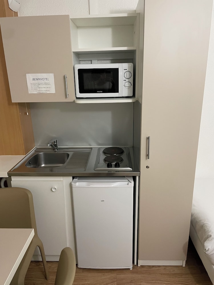 Twin Room - Photo 4