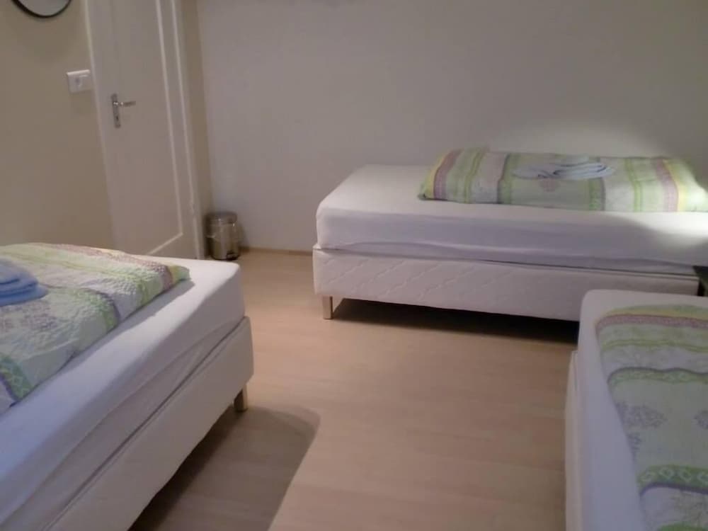 Triple Room, Shared Bathroom photo 1