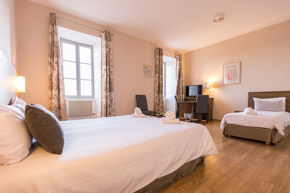 Superior Room (2 or 3 persons) photo 3