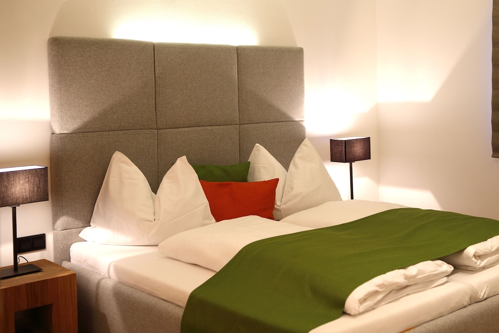 Small Double Room photo 1