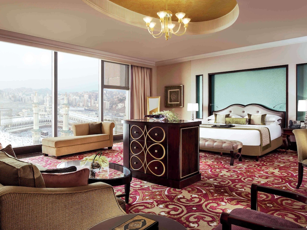 Royal Suite, Multiple Beds