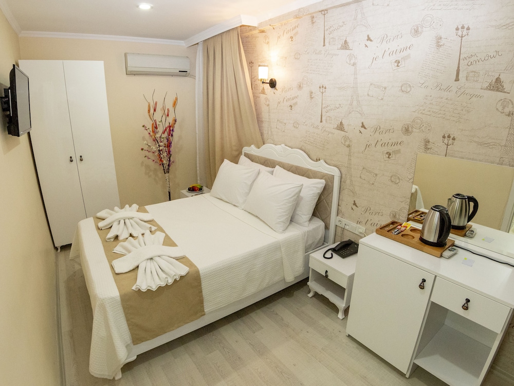 Economy Double Room photo 1