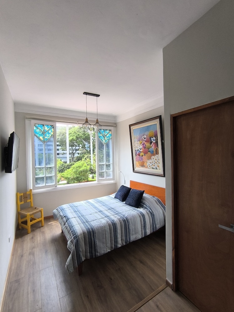 Premium Double Room, 1 Queen Bed, Ensuite, Park View photo 3