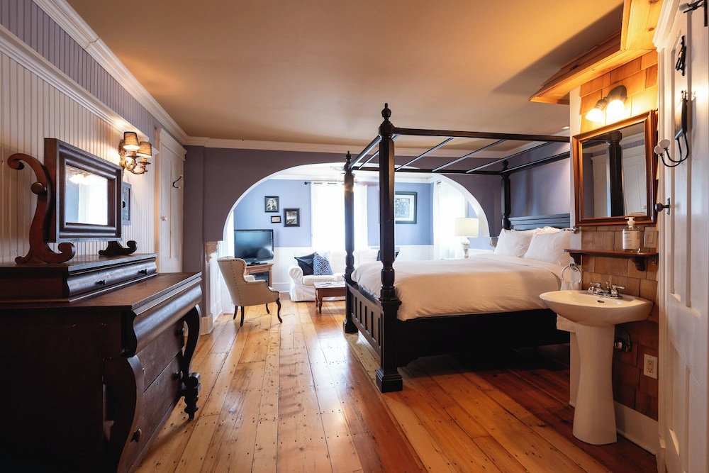 Room (Lady Banting) photo 3