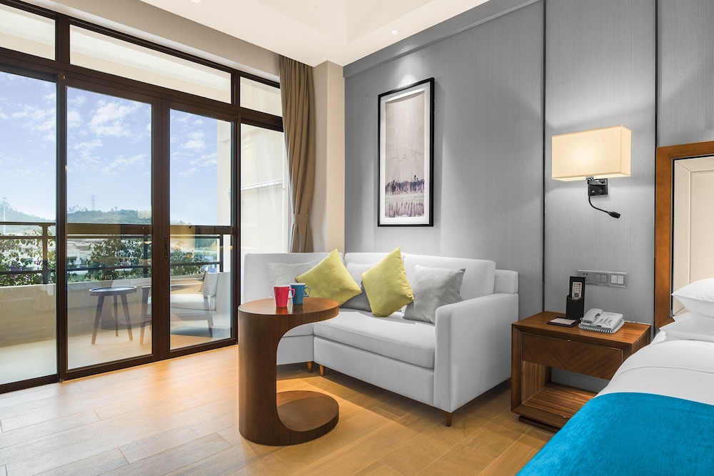 Standard Single Room, Balcony, Courtyard View photo 3