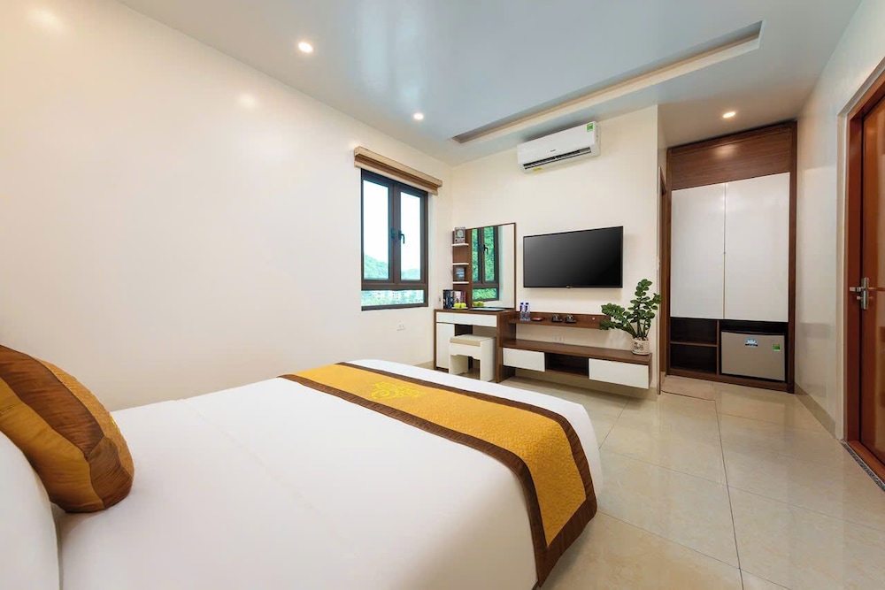 Double Room, Mountain View