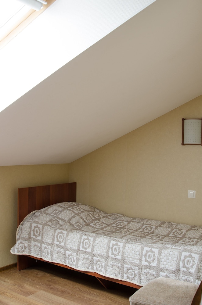 Economy Twin Room