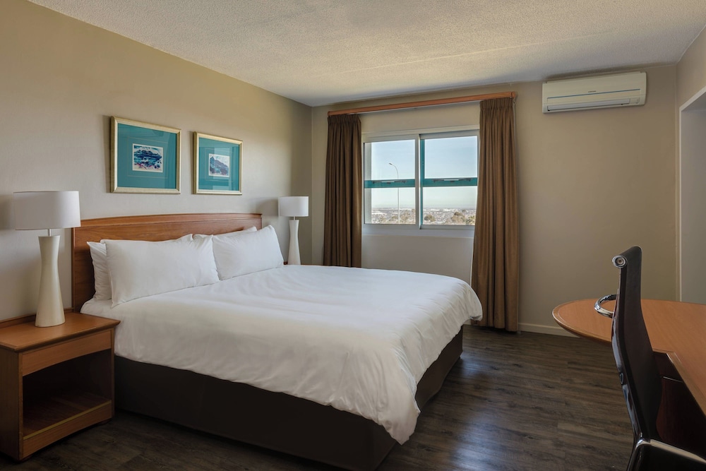 Room, 1 King Bed - Photo 1
