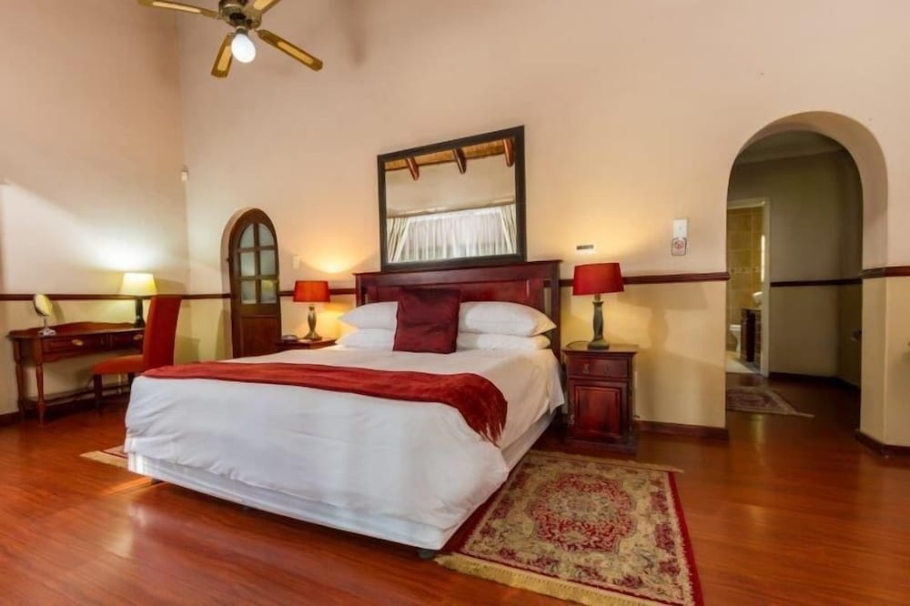 Luxury Suite (4) photo 1