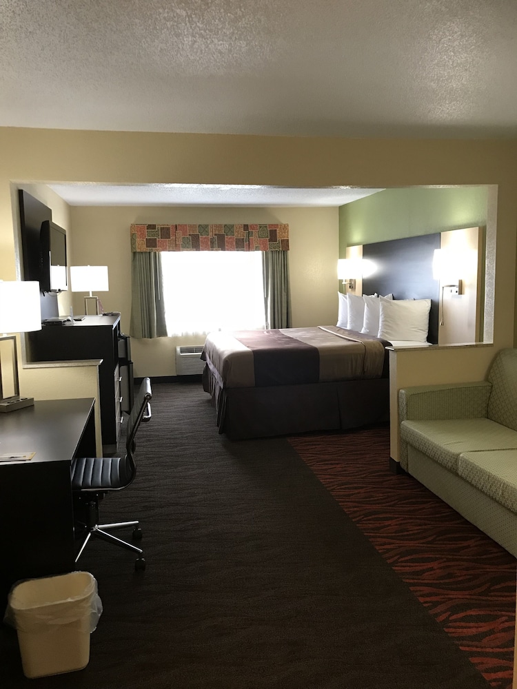 Suite, 1 King Bed with Sofa bed, Non Smoking - Photo 3
