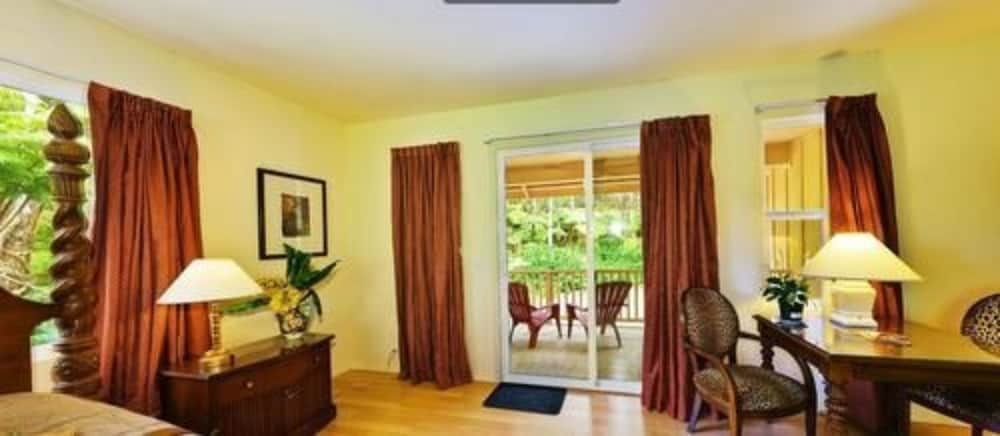 Room (Honeycreeper) photo 2